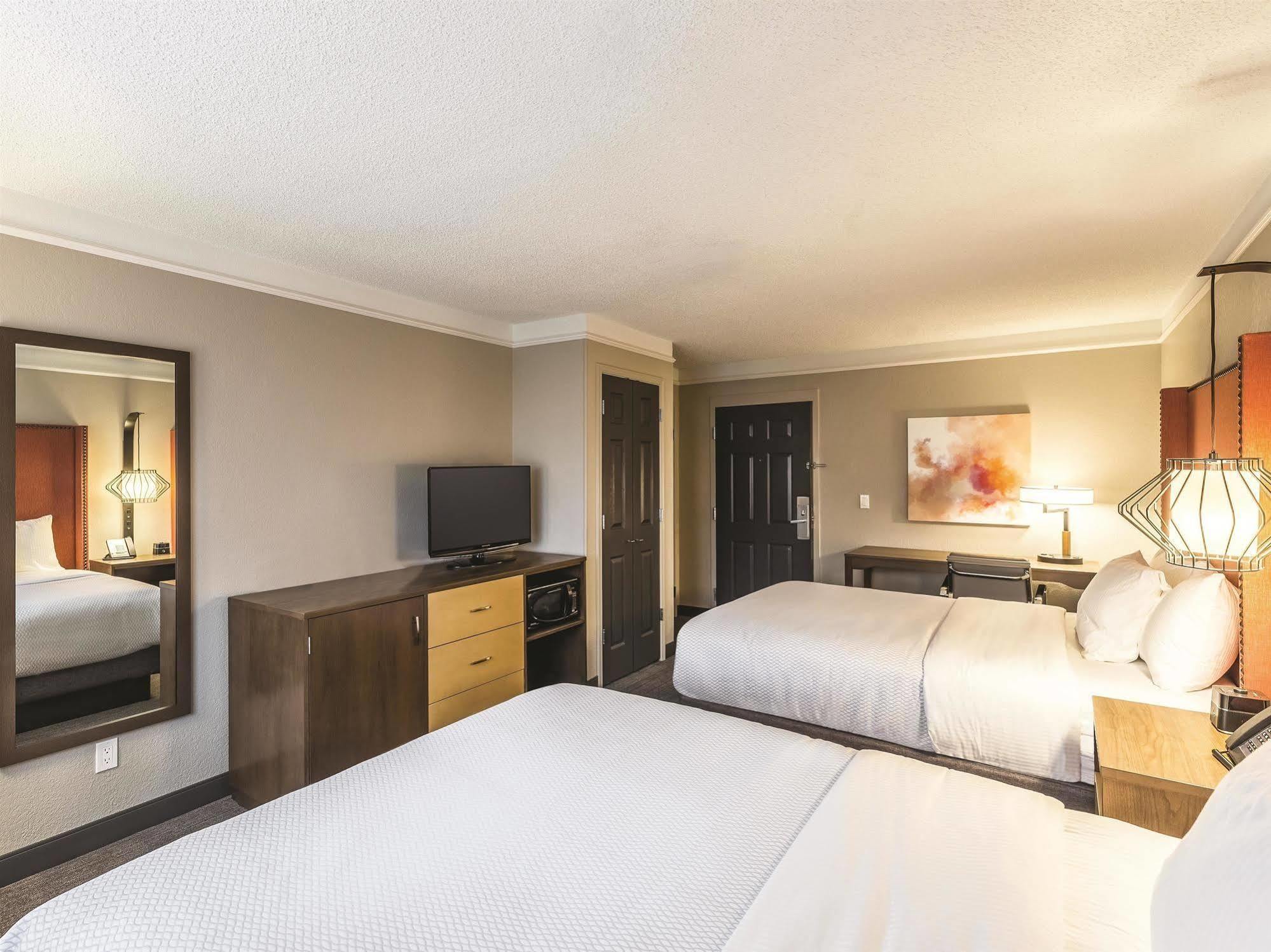 La Quinta By Wyndham San Francisco Airport North - Free Airport Shuttle Hotel South San Francisco Ngoại thất bức ảnh